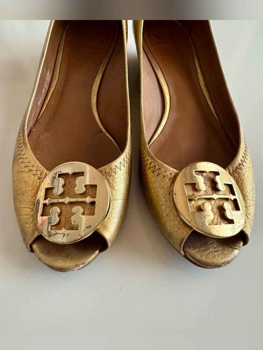 Tory Burch Gold Leather Ballet Flats with Logo Medallion